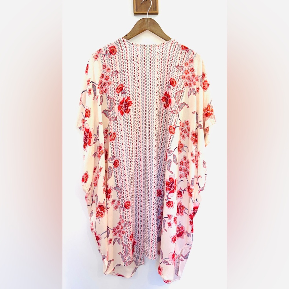 Gypsy Los Angeles Floral Kimono Top - Picture 3 of 7